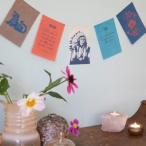 Wensvlaggetjes in envelop moed